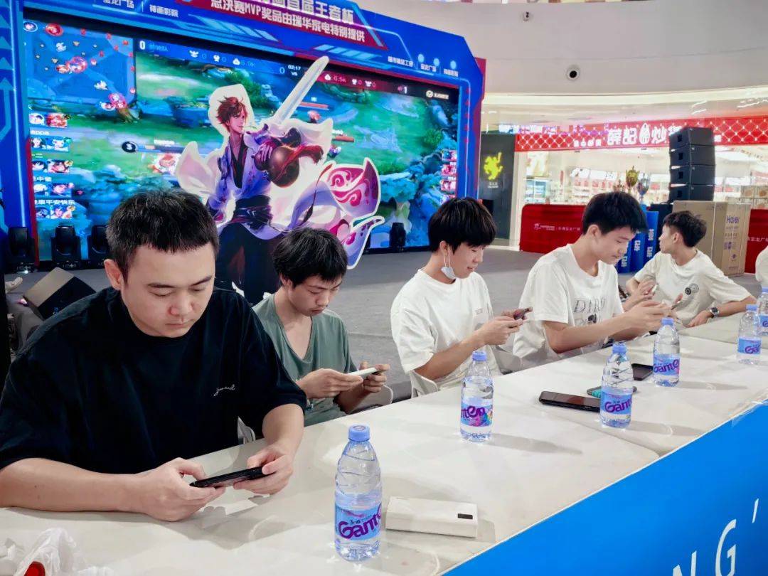 外媒发布欧美LOL战队战力排行榜：RGE第一 TL第二